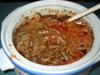 Maggots in food among Ohio prison food complaints