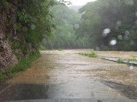 Bog Walk Gorge, Jamaica  flooded, motorists trapped