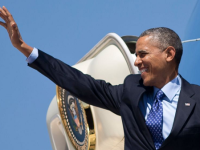 President Obama arrives in Jamaica