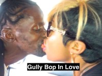Gully Mop Talks To Onstage TV (VIDEO)