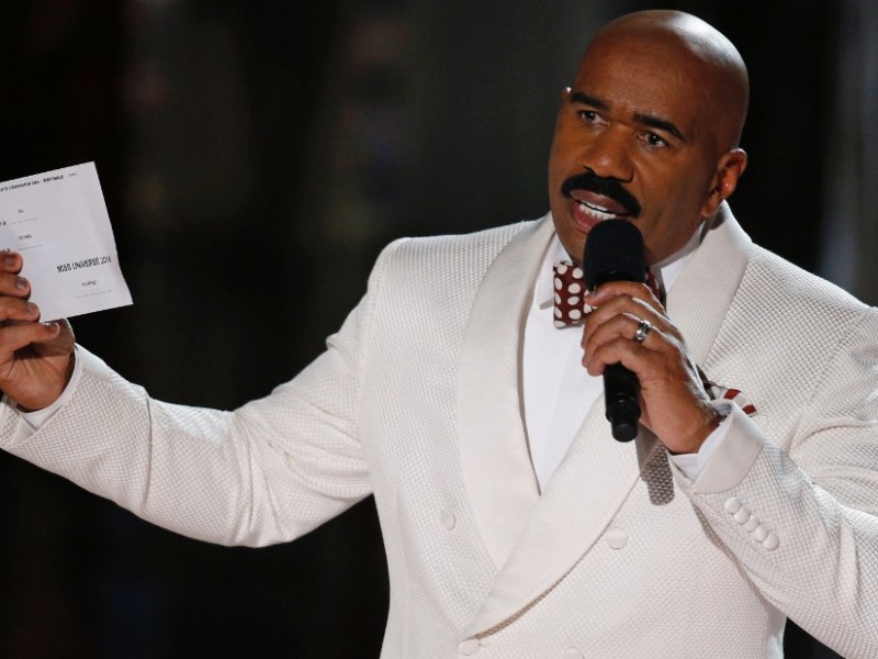 Steve Harvey Gets A Second Chance To Host Miss Universe – Comedian To Return As Host Of 2017 Competition