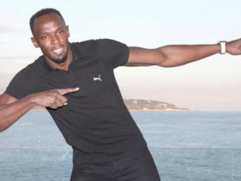 Bolt says 200-metre world record now likely beyond him