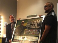 Sean Paul Gets Plaque For Selling 26 Million Records