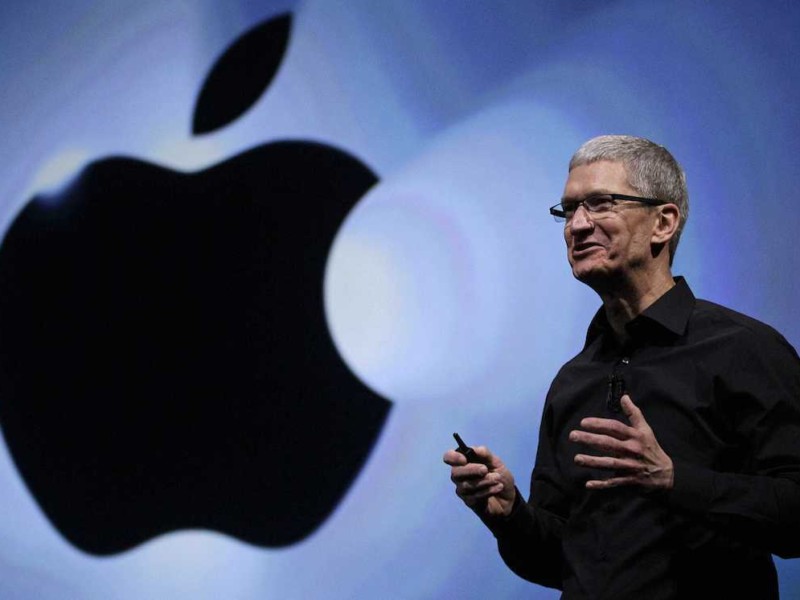 Apple Is Now The World’s First $1 Trillion Dollar Company