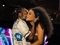 Popcaan Performs at Burna Boy Concert and Kisses Toni-Ann on Stage – VIDEOS