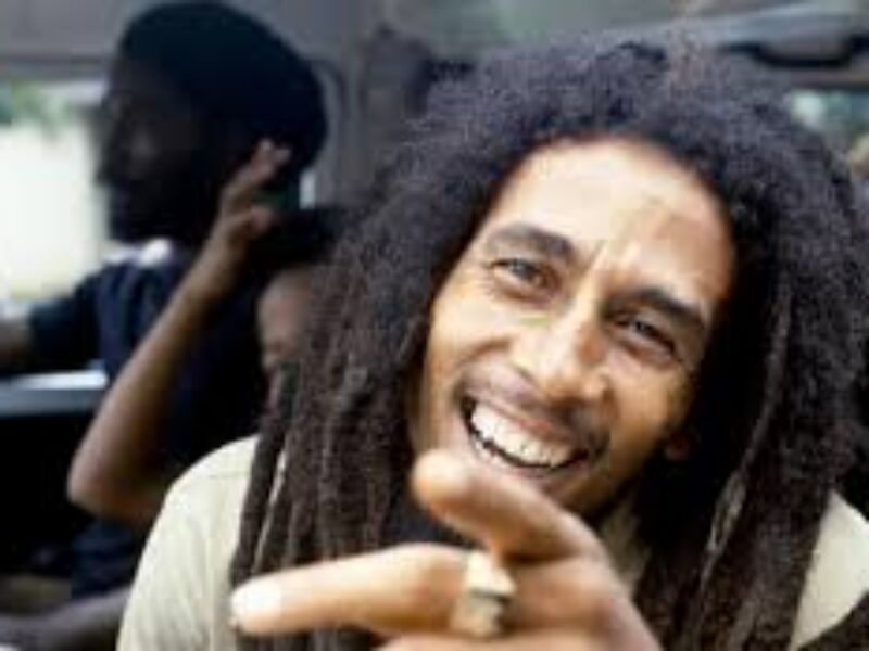 ‘Jamming’ scores 2x platinum for Bob Marley in the UK